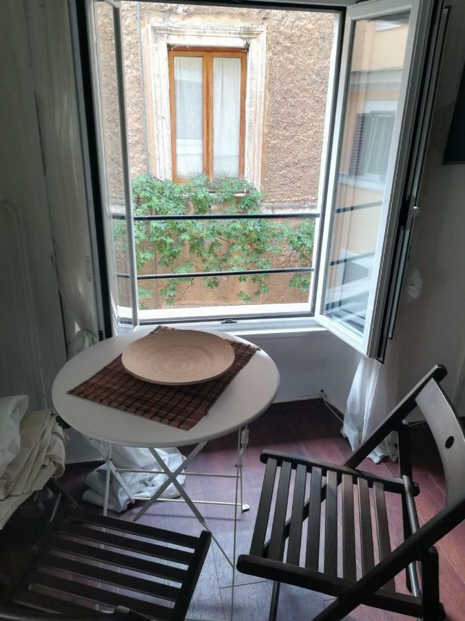 Trastevere Intimate Apartment Rome Buitenkant foto